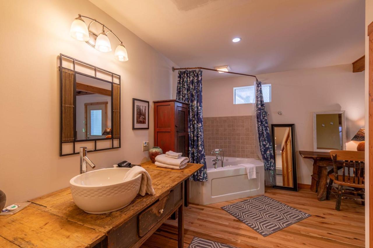 Knotty Pine Vila West Jefferson Exterior foto