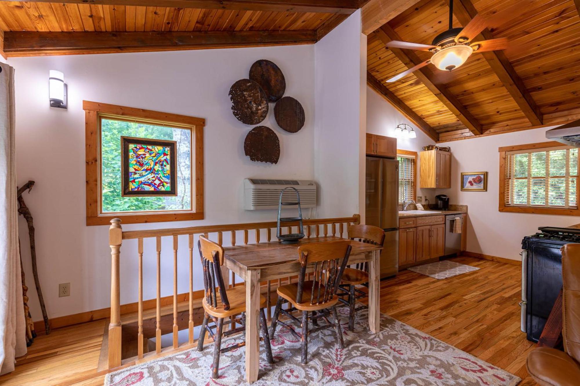 Knotty Pine Vila West Jefferson Exterior foto